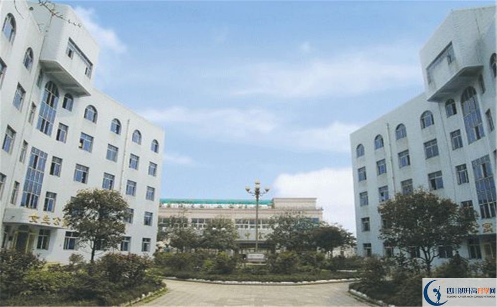 四川省彭州中学2020年排名高不高？