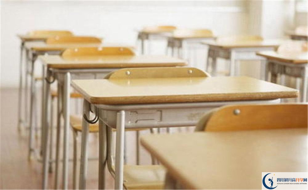康定县民族中学2020年报名考试时间是否有调整？